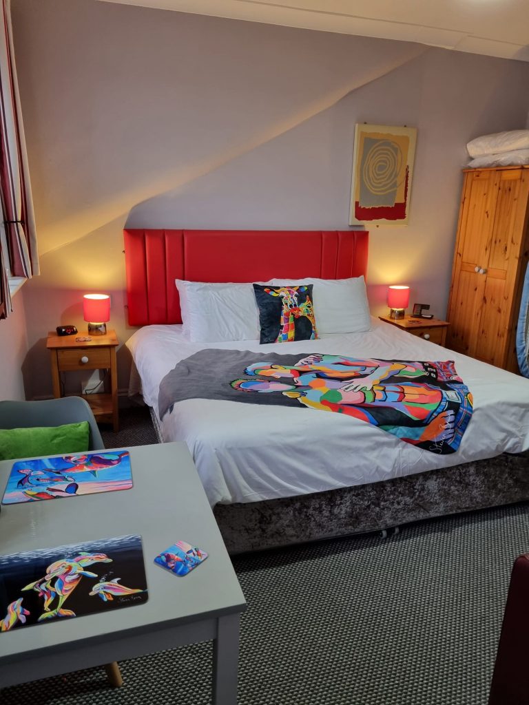 Room 6 - Super-king